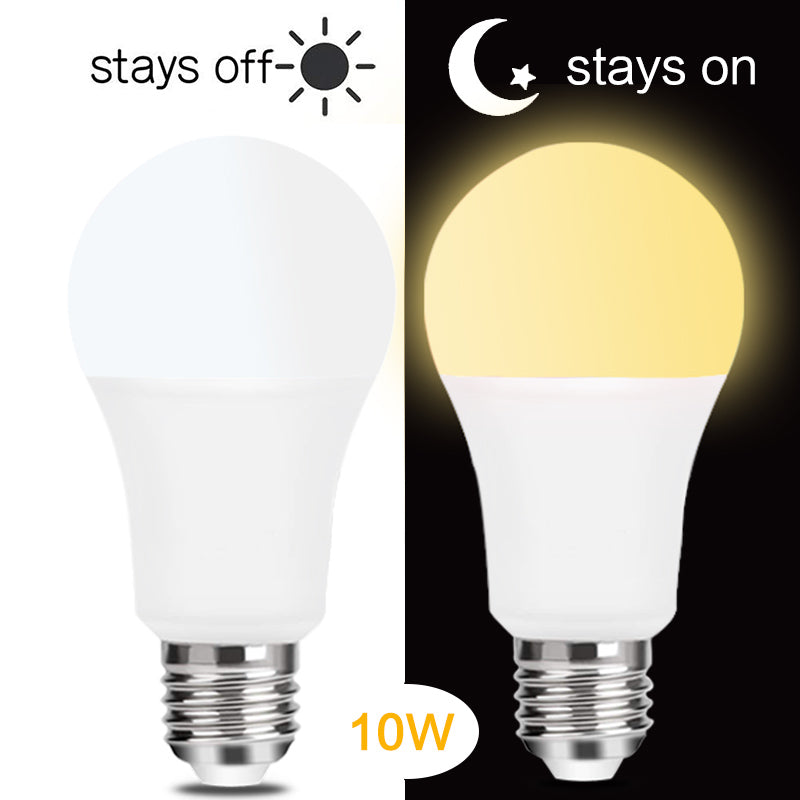 Wi-Fi Smart LED Bulb – RGBCW Colour Changing, Alexa & Google Compatible Famies by Dams
